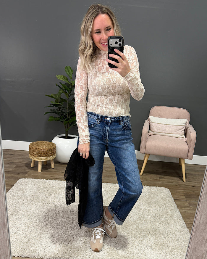 Aubrey Long Sleeve Lace Top - Champagne Floral Very J