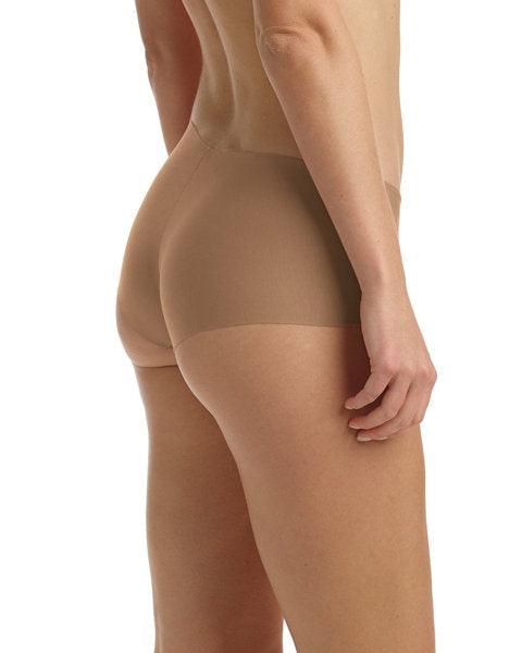 Woman wearing a toffee-colored Commando Butter Hipster