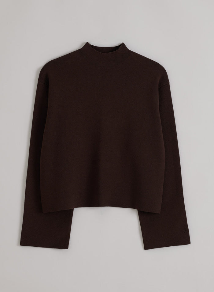 Suklaanruskea aim'n Perfect Knit Long Sleeve leveillä hihoilla ja kasvatetulla kauluksella selkeässä flatlay-kuvassa.