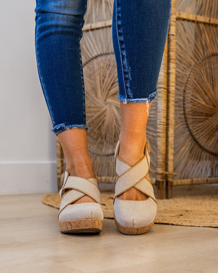 Corkys Case Closed Wedge Sandals - Caramel Combo Corkys Footwear