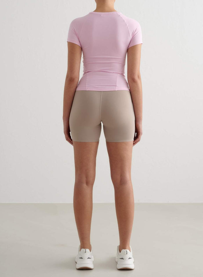aim'n Cotton Candy -vaaleanpunainen Soft Basic Short Sleeve -paita takaapäin, jossa on pehmeä second skin -tuntu.