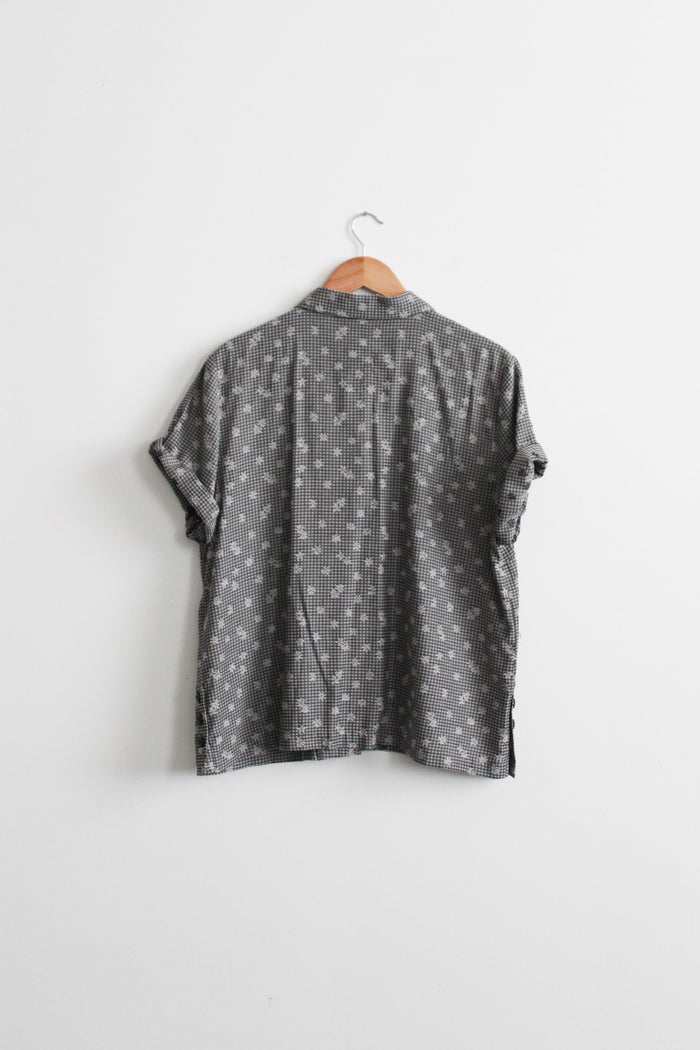 daisy chain gingham button up