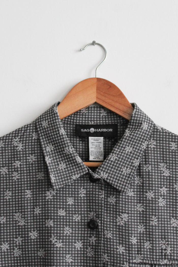 daisy chain gingham button up