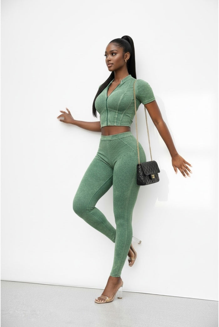 S / Green