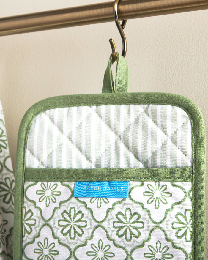 Geometric Floral Pot Holder Set in Seafoam