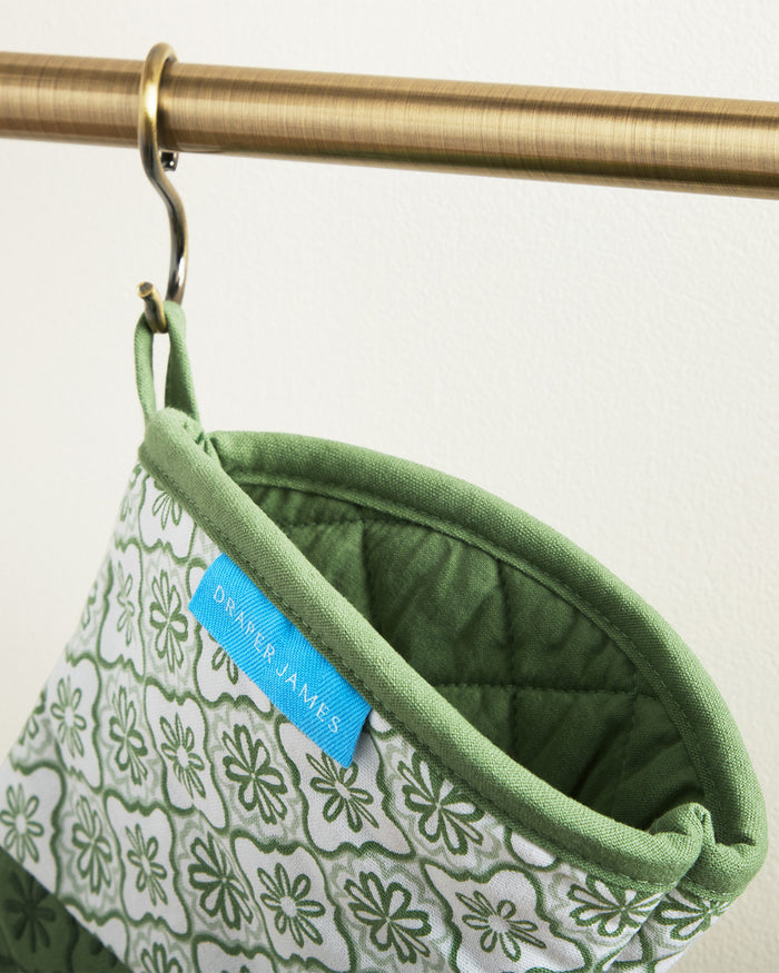 Geometric Floral Silicone Oven Mitt Set in Seafoam