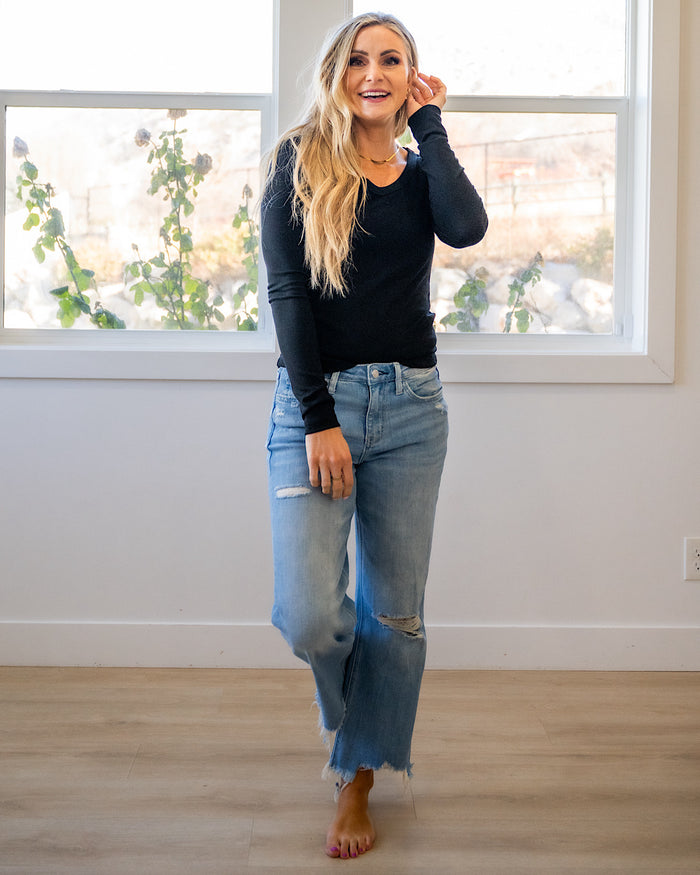 Jess Long Sleeve Knit Scoop Neck Top - Black Be Cool