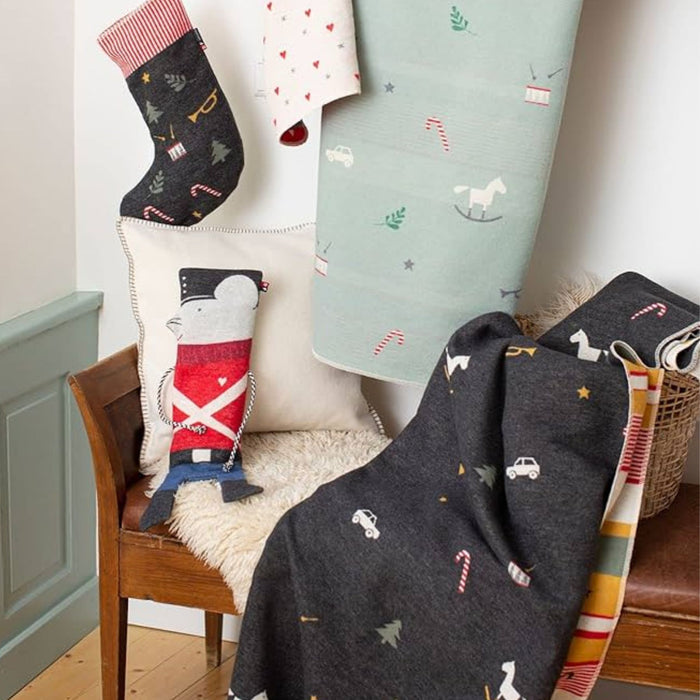 Juwel Baby Blanket in Puppet - Xmas Mouse