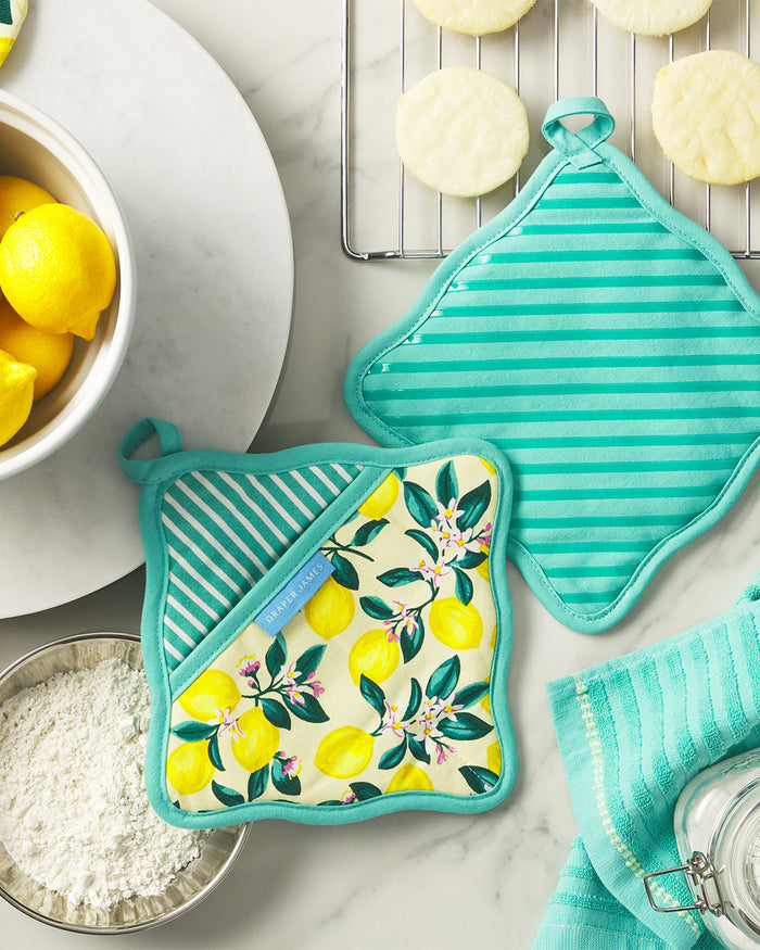 Lemon Blossom Pot Holder Set