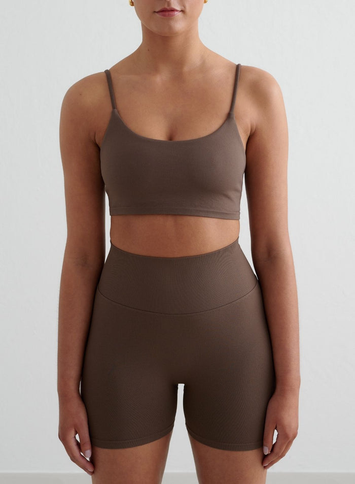 Macchiato Shape Seamless Hotpants & Strap Bra Set