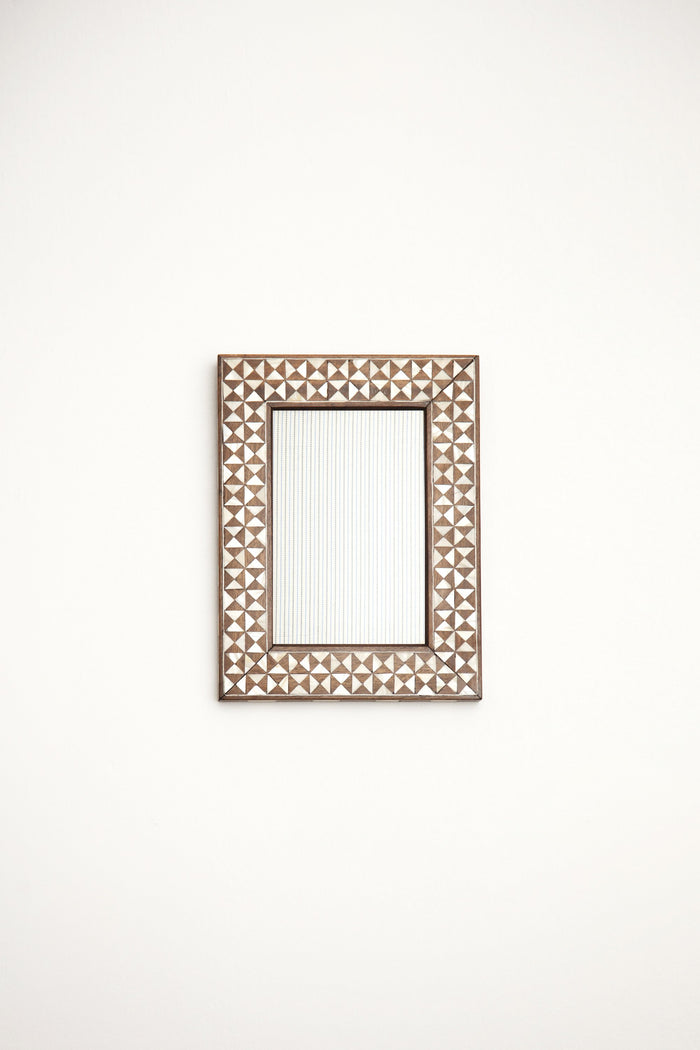 Mamluk Mother Of Pearl Picture Frame