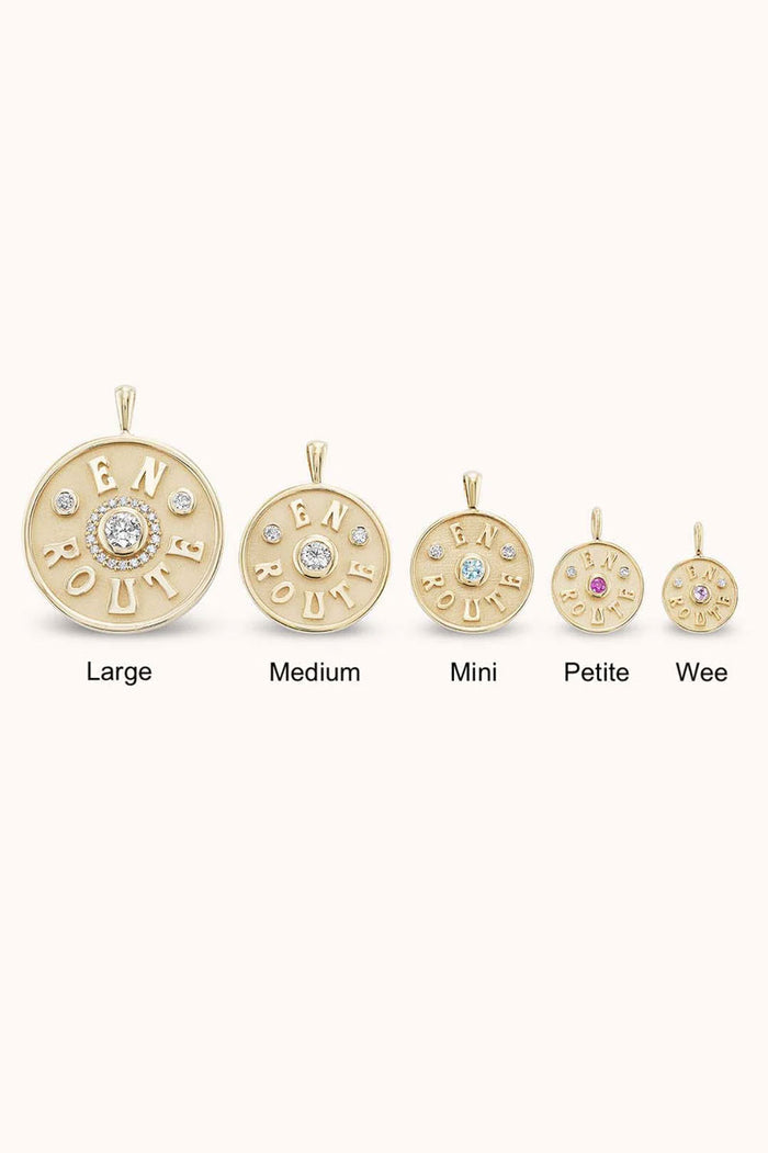 Medium En Route Charm - Alexandrite 14k Yellow Gold