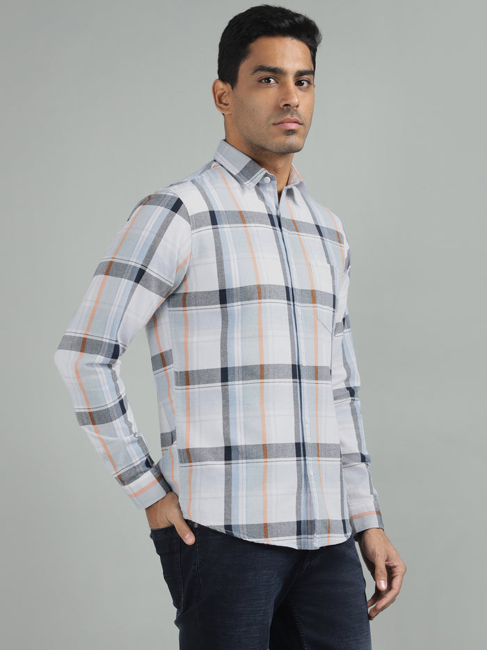 Men White Standard Fit Checkered Casual Shirt