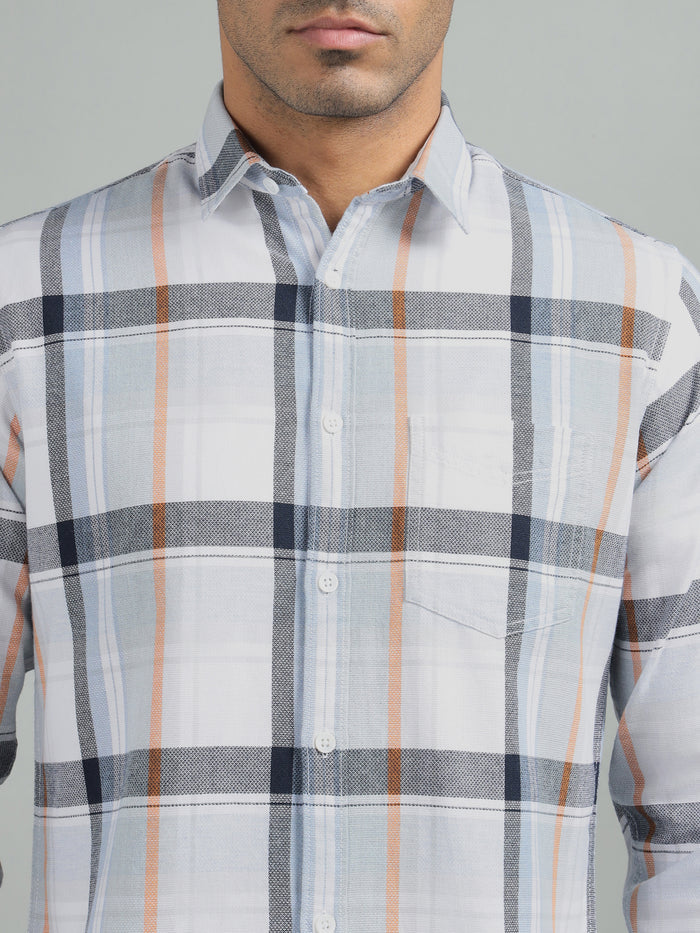 Men White Standard Fit Checkered Casual Shirt