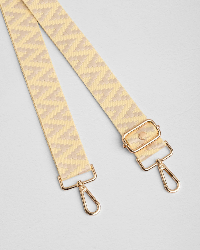 Pom Pom Strap Straw Block Zig Zag