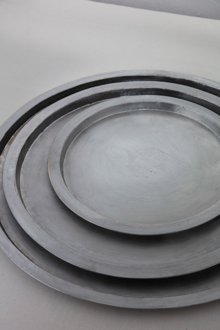 Round Tray with Fish