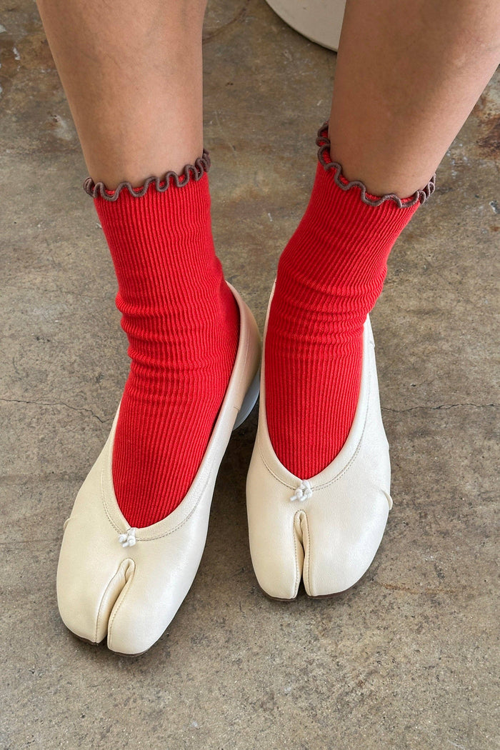 Ruffled Modal Socks - Paprika / Brown Edge