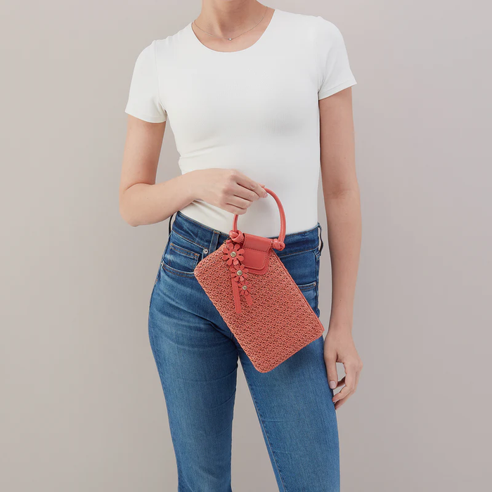 Sable Wristlet Wild Rose Woven Straw