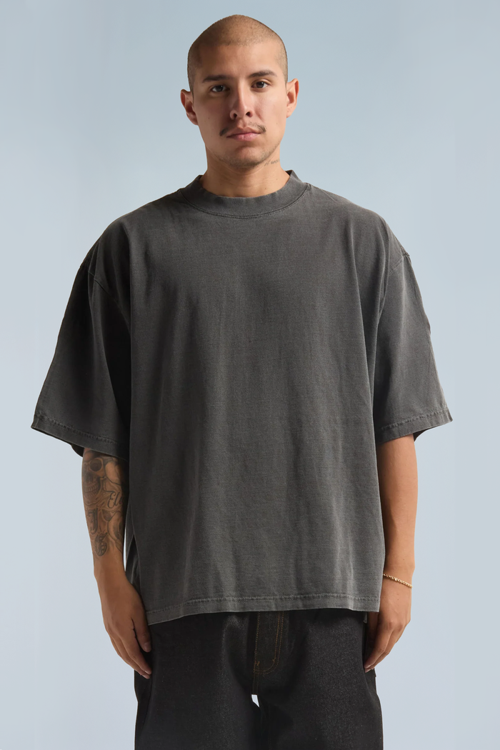 Shaka Wear Unisex Max Heavyweight Garment-Dyed Drop Shoulder T-Shirt - SHGDD