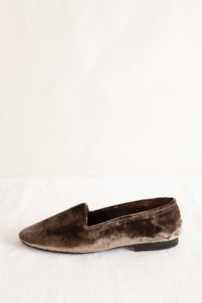Silk Velvet Brown Babouche