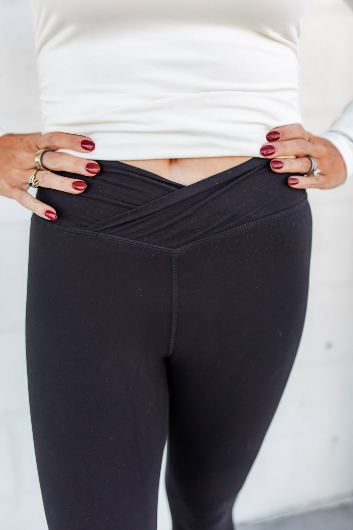 The Final Stretch Leggings - Black - One Eleven Olive Boutique