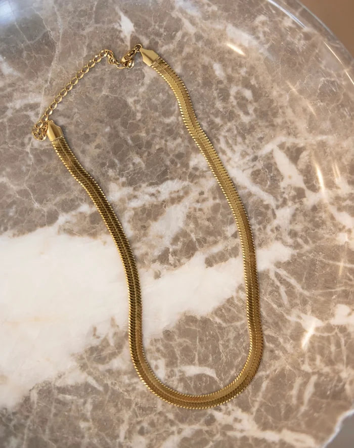 The Herringbone Necklace - One Eleven Olive Boutique