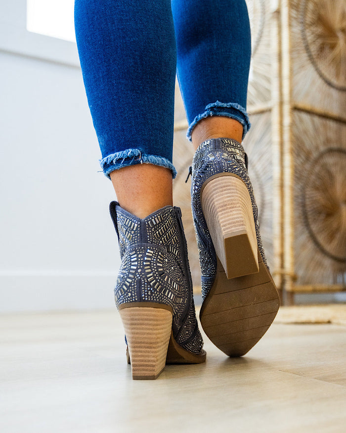 Very G One Day Boots - Gray FINAL SALE Very G