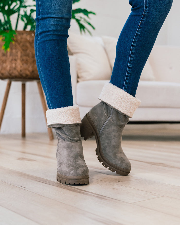 Very G Snuggy Boots - Gray FINAL SALE  Very G