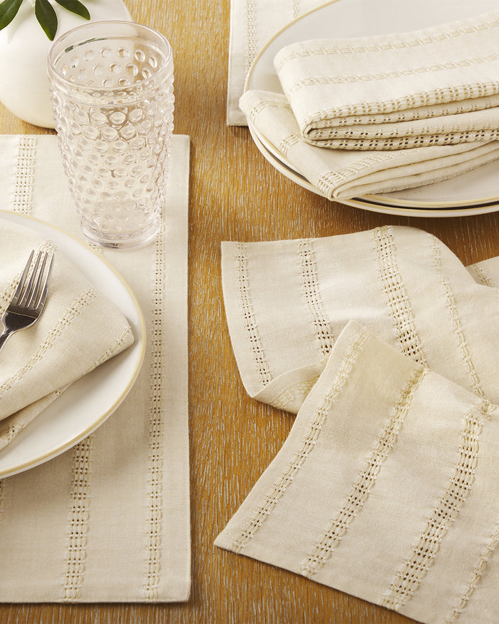 Woven Napkin Set in Natural