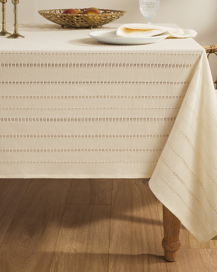 Woven Tablecloth in Natural 60x120